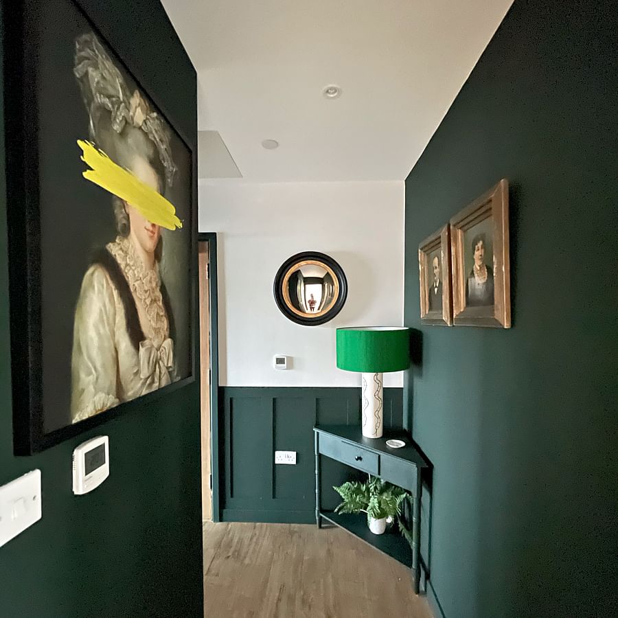 Before and after transformation of a home\'s entryway with 3D wall art